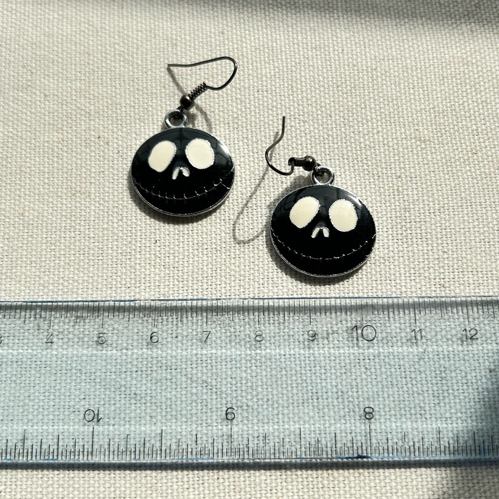 SPOOKY HALLOWEEN DROP 🎃💀🩷 Earrings 2 for 20$!!! - Picture 4 of 4